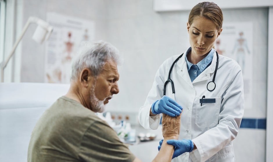 Pacientes que piden pruebas 'a la carta': "Si sabes qué tienes, no vengas"