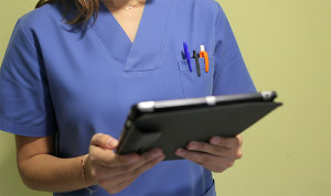 ¿Debe la Enfermería asumir competencias hasta ahora de los médicos?