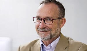 "Debe ofrecerse un ejercicio gratificante para atraer médicos al campo"