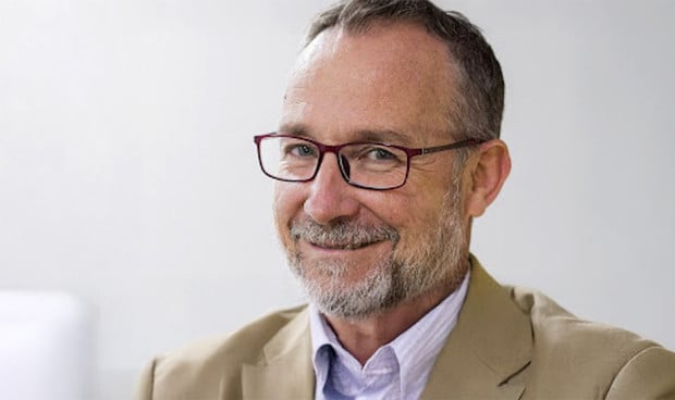 "Debe ofrecerse un ejercicio gratificante para atraer médicos al campo"