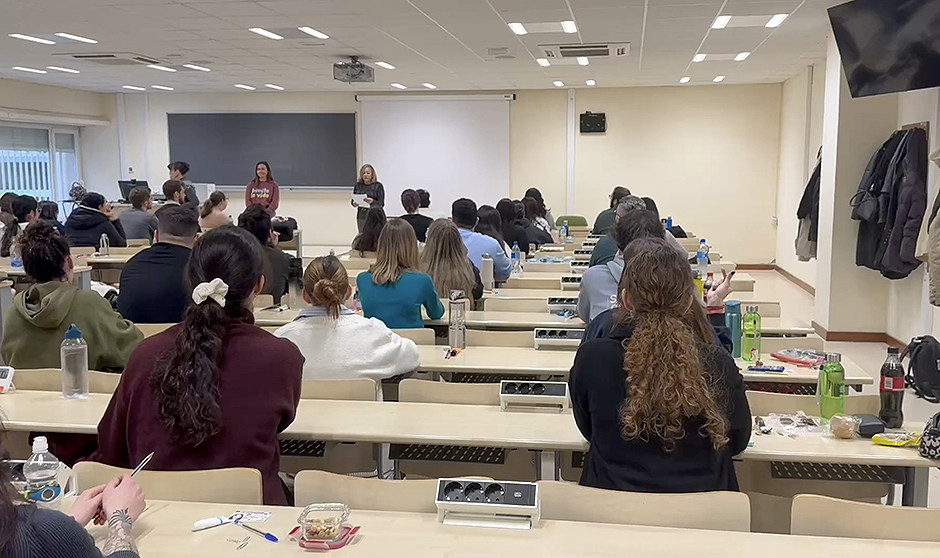 Idealizar la Dermatología: "No es hacer foto a un lunar y pirarse"