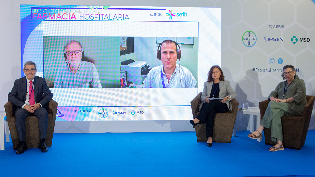  Mesa de debate 'La gestión económica de la innovación' en el XI Encuentro Global de Farmacia Hospitalaria 