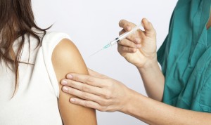 "Disminución limitada" de la eficacia de las vacunas covid tras 20 semanas