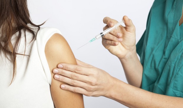 "Disminución limitada" de la eficacia de las vacunas covid tras 20 semanas