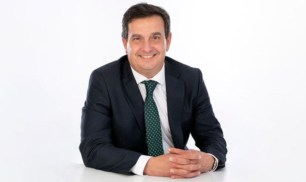 Luis Antuña, reelegido presidente del Colegio Oficial de Médicos de Asturias, explica a Redacción Médica su proyecto sobre divulgación de deontología médica