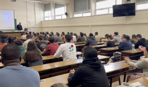 "El examen MIR es infinitamente más difícil que una OPE para médicos"
