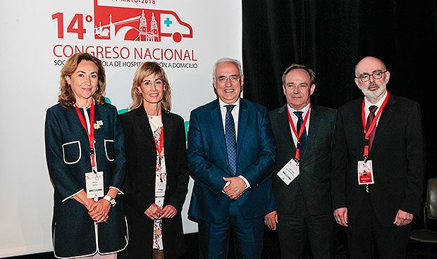 "El futuro de la atención sanitaria pasa por el hospital a domicilio"