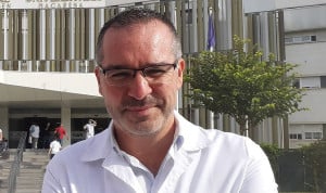 El oncólogo Luis de la Cruz analiza la evolución del Servicio en el hospital Virgen de la Macarena y su equipo de cáncer de origen desconocido