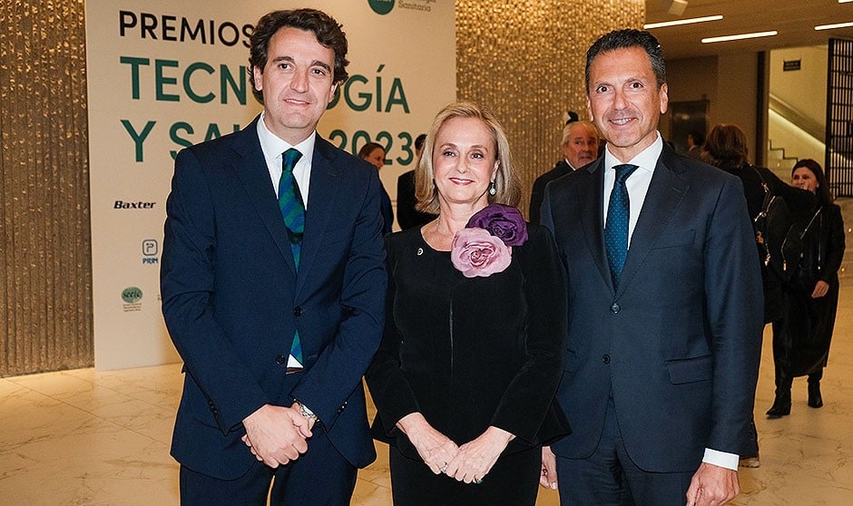 Pablo Crespo, director de Operaciones, Margarita Alfonsel, secretaria general, y Jorge Huertas, presidente de Fenin.