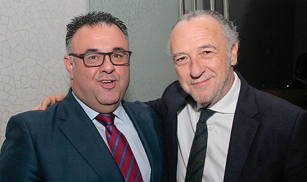 "El trabajo en equipo y el diálogo son el espíritu de la sanidad canaria"