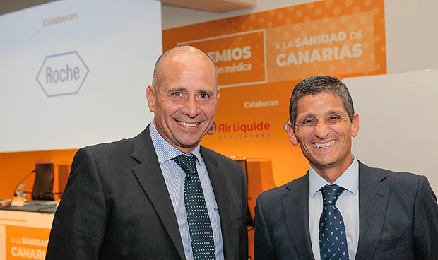 "El trabajo en equipo y el diálogo son el espíritu de la sanidad canaria"