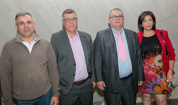 "El trabajo en equipo y el diálogo son el espíritu de la sanidad canaria"