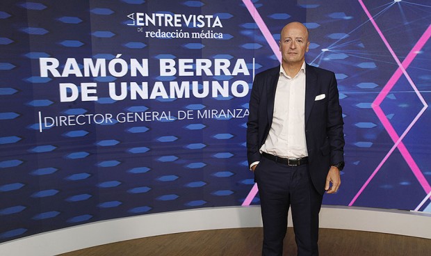 "El tratamiento genético y personalizado es el futuro de la Oftalmología"