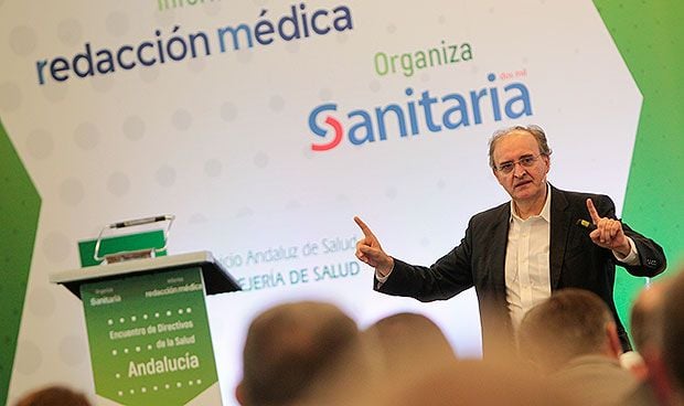 "En el futuro, el paciente preferirá que le vea una máquina que el médico"