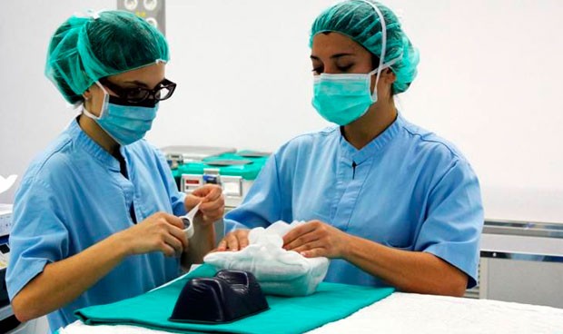  Enfermería critica la visión de los médicos valencianos de la prescripción