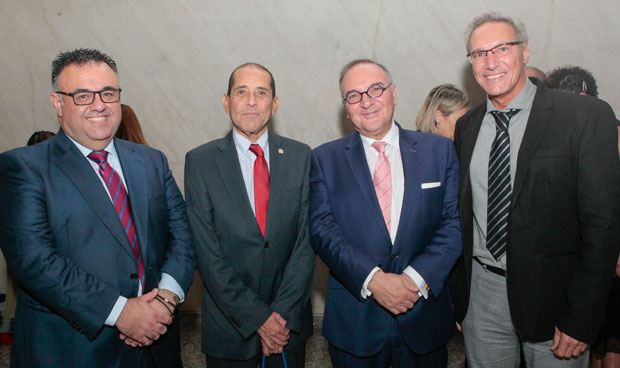 "Estos premios contribuyen a que se conozca la labor de la sanidad canaria"