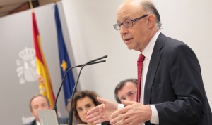 Firma Gobierno-Farmaindustria y aviso de Montoro: habrá más pactos en 2017