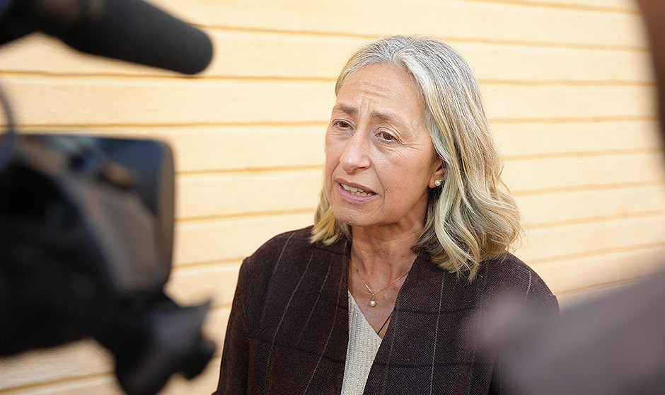 La consejera de Salud, Rocío Hernández, ha resaltado que se pone el foco en especialidades con más demora 