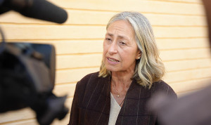 La consejera de Salud, Rocío Hernández, ha resaltado que se pone el foco en especialidades con más demora 