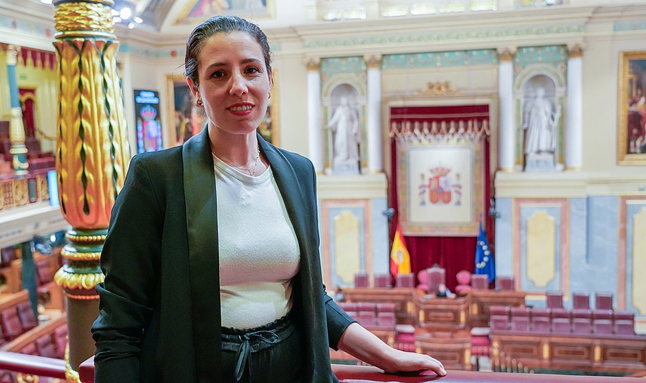 La diputada de Vox Rocío de Meer dice que "la Ley ELA debe incluir a Enfermería y Fisioterapia y ser más ambiciosa".