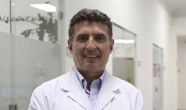 Xavier Montalbán, jefe de Neurología del Vall d'Hebron ha cambiado el rumbo de la esclerosis múltiple