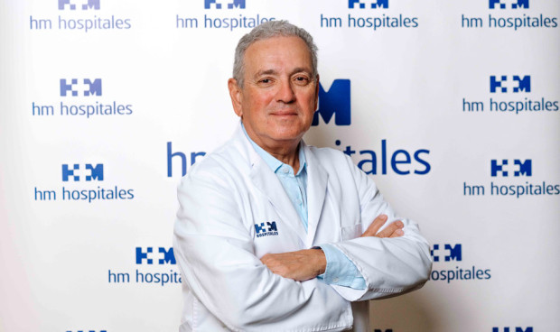 Virgilio de Lemos, jefe de la Unidad de columna de HM Hospitales Málaga