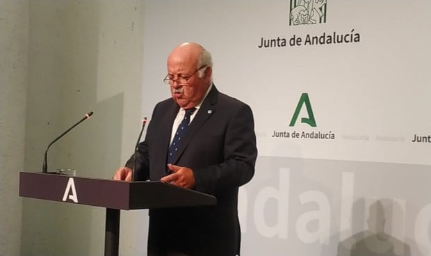 "La nueva ley de Farmacia equipara Andalucía con el resto de las CCAA"