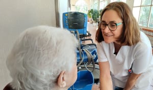 "Las enfermeras son esenciales en el cuidado de los colectivos vulnerables"