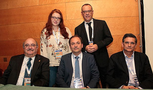 "Las facultades de Medicina se están quedando vacías de profesores de AP"