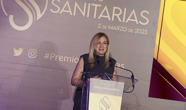Ana Prieta es la ganadora de la categoría de política de los Premios Sanitarias