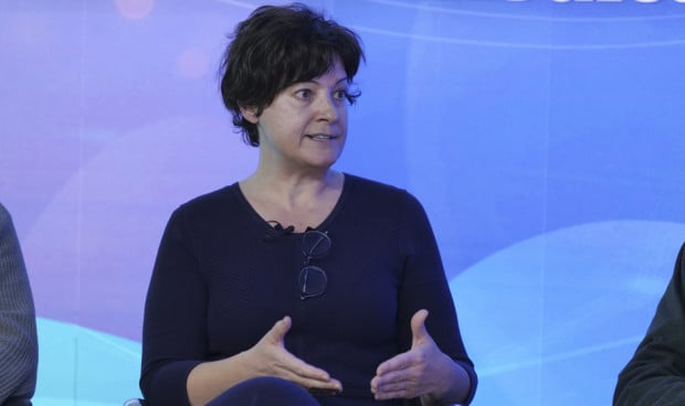 Una profesora de Enfermería analiza cómo ha evolucionado esta formación desde que se comenzó a impartir en universidad