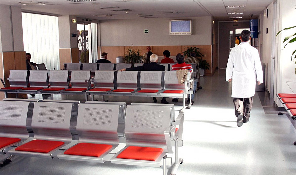 "Los médicos tenemos interiorizado que hay que sufrir por la vocación"