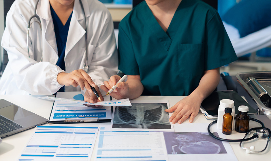 Se debate en redes sociales sobre la polémica de que los MIR son empleados o alumnos según conveniencia