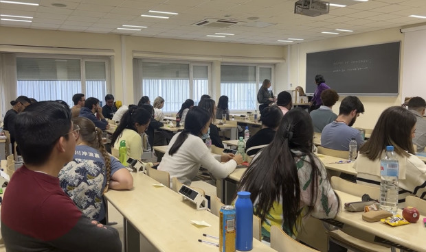 Un MIR denuncia en redes sociales las condiciones salariales de su trabajo, afirmando que ha cobrado 2.600 euros después de haber hecho 6 guardias