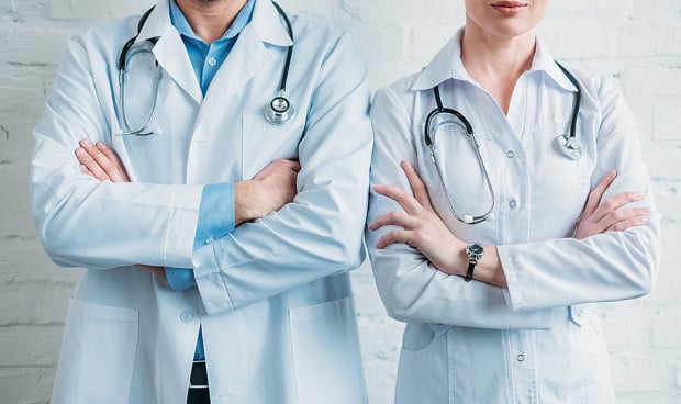 La vocación por la Medicina que salta entre generaciones: "Es maravilloso"