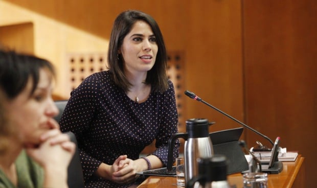  Itxaso Cabrera, diputada de Podemos Aragón en las Cortes y psicóloga