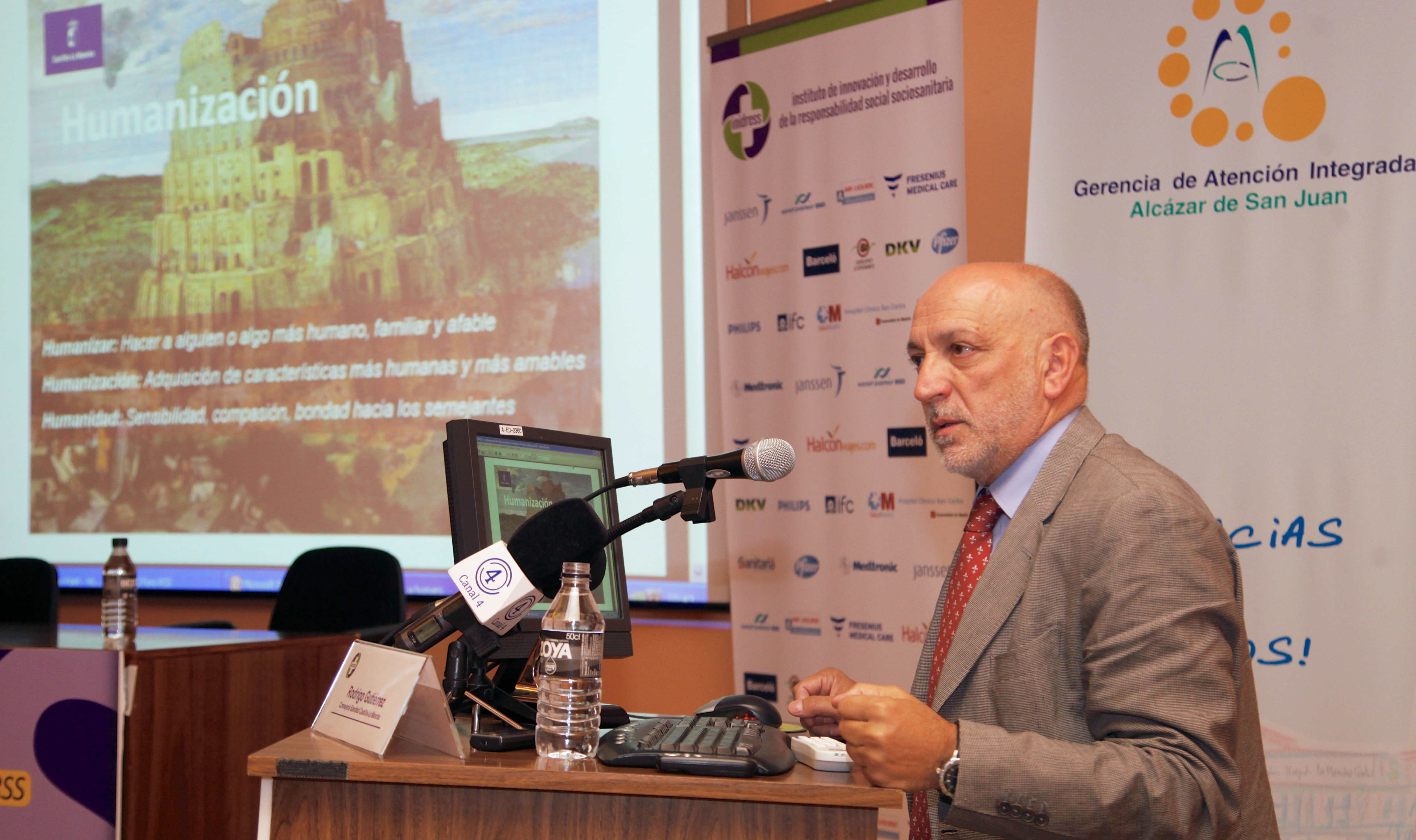 "Nuestro plan de humanización dinamizará la asistencia sanitaria"