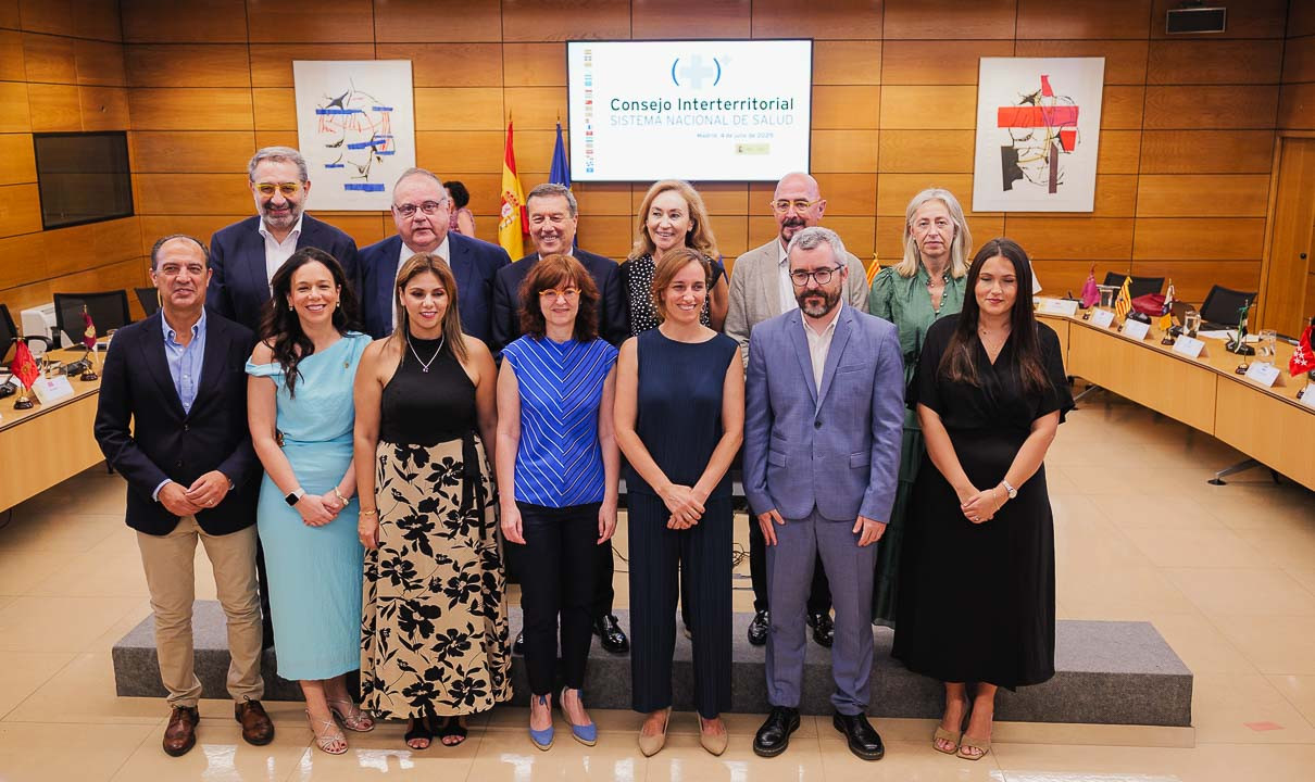 Foto de familia del Consejo Interterritorial, que ha aprobado la financiación de nuevas plazas de grados de Medicina