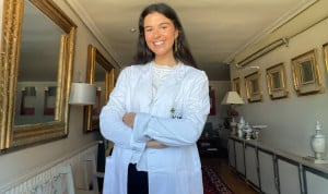 "Por no estudiar Medicina en la pública nadie puede cortarte los sueños"