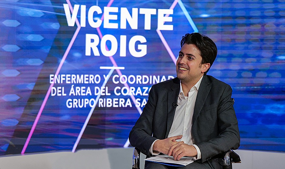 Vicente Roig, enfermero coordinador del Área del Corazón del grupo Ribera, detalla en una entrevista la campaña 'Ritmos de Vida'.