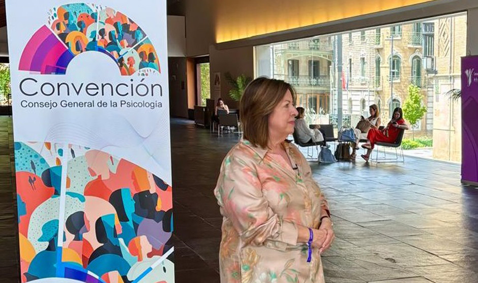 "Psicología ha de entrar en el mundo de la IA sin anular sus competencias"