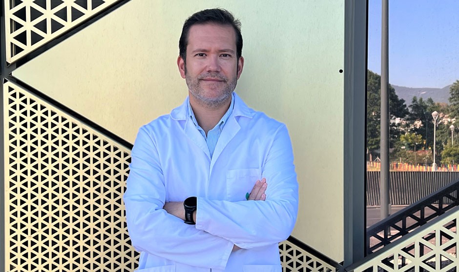 Carlos Barcones, especialista del servicio de Urgencias del Hospital Quirónsalud Córdoba, comenta las patologías más comunes durante el verano en su servicio.