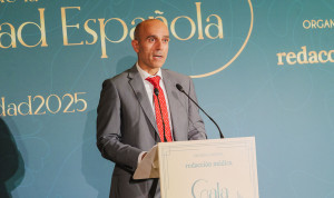 Ricardo López, director general de Sanitaria 2000, se dirige a los presentes en la Gala de la Sanidad Española