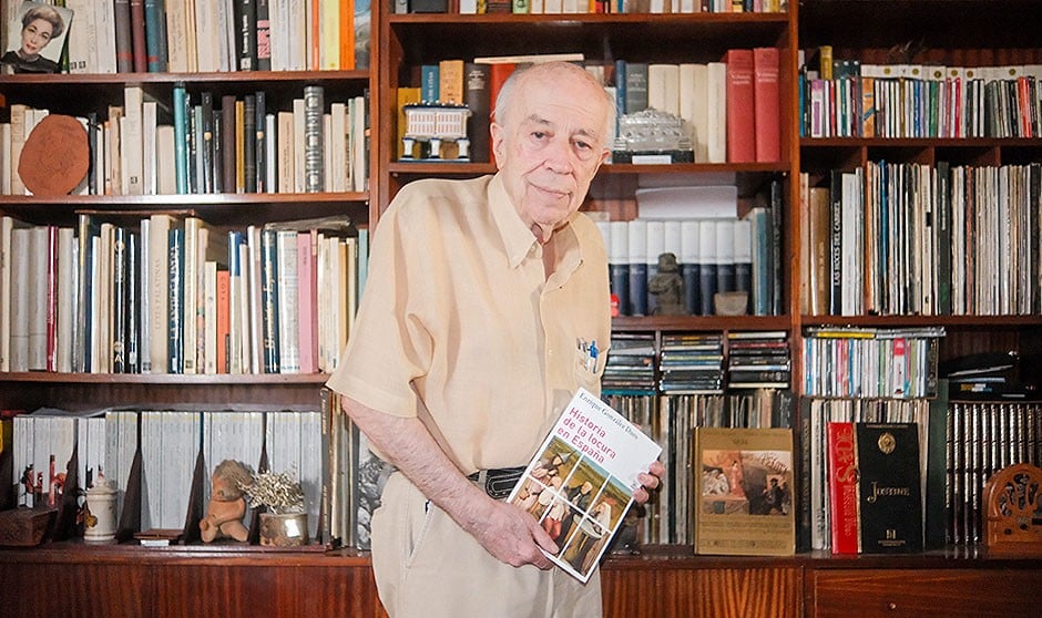 Enrique González, historiador y psiquiatra, sobre los cambios en la Psiquiatría durante la transición