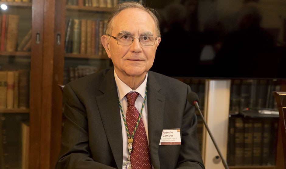 Nace el primer diccionario panhispánico de términos médicos para hispanohablantes.