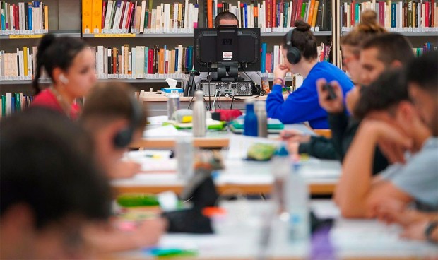 Tras la EBAU, ¿quieres estudiar Medicina?: "Es una trampa"