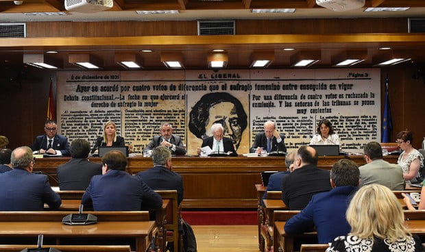 Conrado Domínguez no responde a las preguntas ante la Comisión de Investigación por la compra de mascarillas del Senado