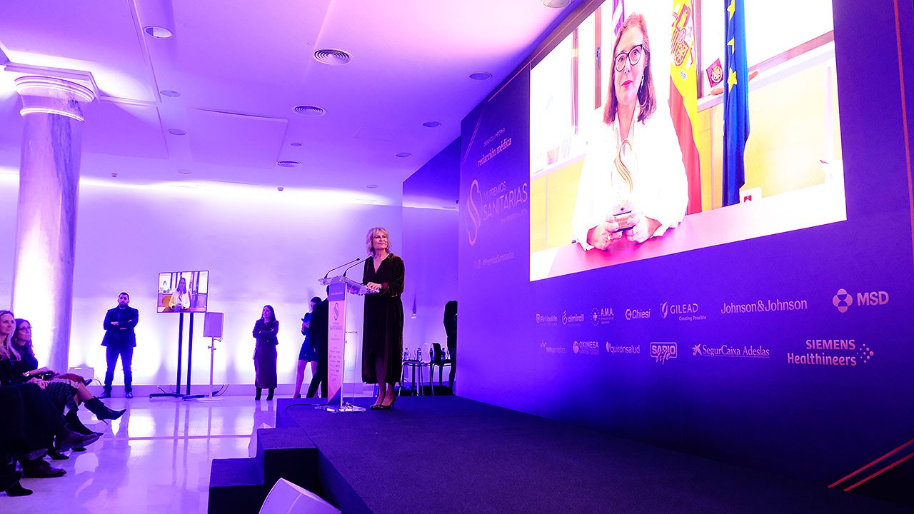 La consejera Manuela García, ganadora de los VII Premios Sanitarias