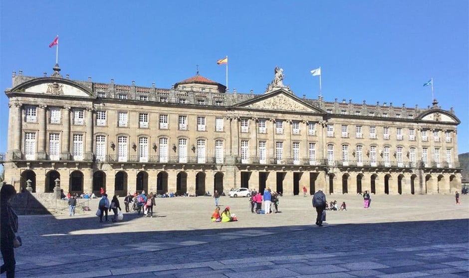 El Ayuntamiento de Santiago de Compostela tiene un candidato médico.