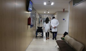 Una encuesta de Redacción Médica pretende descubrir, con los votos de sus lectores, si un médico sin MIR es tan bueno como un especialista.
